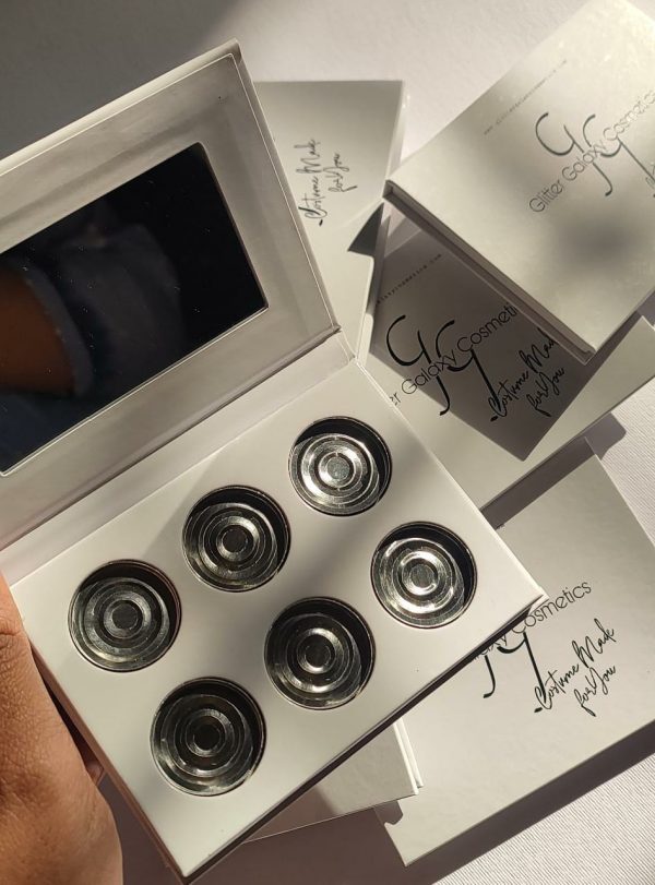 Glitter Galaxy Moon Mist eyeshadow pigment set with premium loose shimmer eye pigments in luxury white cosmetic packaging.